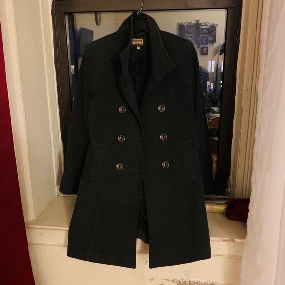 Coat - Picture 1 of 6